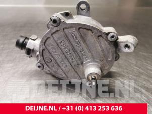 Volvo V70 Vacuumpomp (Diesel) O90871 foto 2