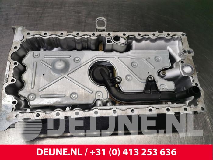 Gebruikte Carterpan Volvo V70 (BW) 2.0 D3 20V Prijs € 90,00 Margeregeling aangeboden door van Deijne Onderdelen Uden B.V.