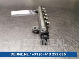 Fiat Doblo Fuel injector nozzle O90915 photo 2