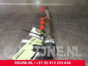 Volvo V70 Einspritzdüse (Einspritzer) O90929 foto 2