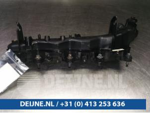Gebruikte Spruitstuk Inlaat Peugeot Boxer (U9) 2.2 HDi 120 Euro 4 Prijs € 108,90 Inclusief btw aangeboden door van Deijne Onderdelen Uden B.V.