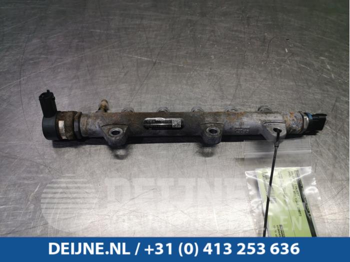 Opel Vivaro Galerij (Injectie) O91037