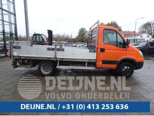 Iveco Daily Door 2-door, right O91092 photo 2