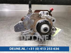 Opel Vivaro Mechanical fuel pump O91126 photo 3