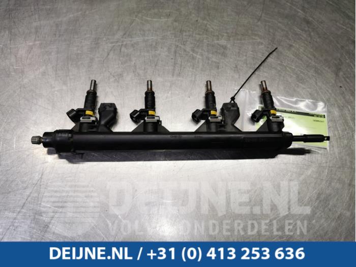 Peugeot 207 Galerij (Injectie) O91136