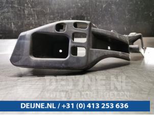 Porsche Cayenne Rear bumper bracket, right O91333 photo 3