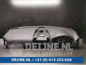 Gebruikte Dashboard Porsche Cayenne II (92A) 3.0 D V6 24V Prijs € 150,00 Margeregeling aangeboden door van Deijne Onderdelen Uden B.V.