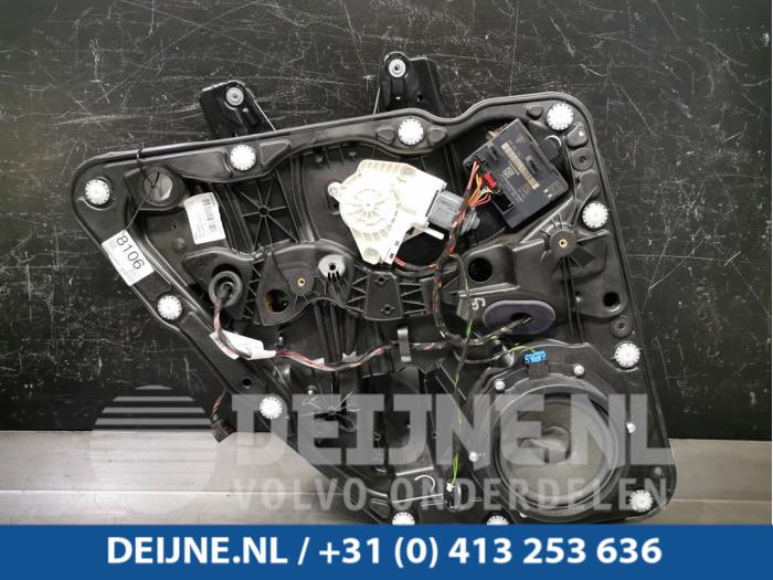 Porsche Cayenne Fenstermechanik 4-türig links hinten O91351