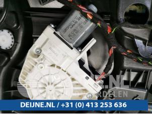 Porsche Cayenne Ruitmechaniek 4Deurs links-achter O91351 foto 3