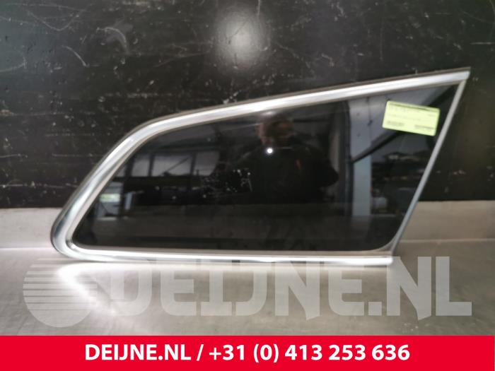 Volvo V90 Extra window 4-door, right O91377