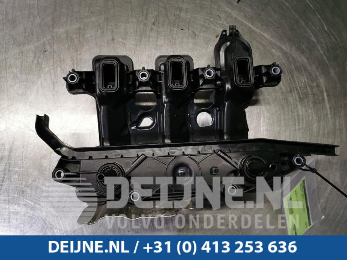 Renault Trafic Kurbelgehäusebelüftung O91572