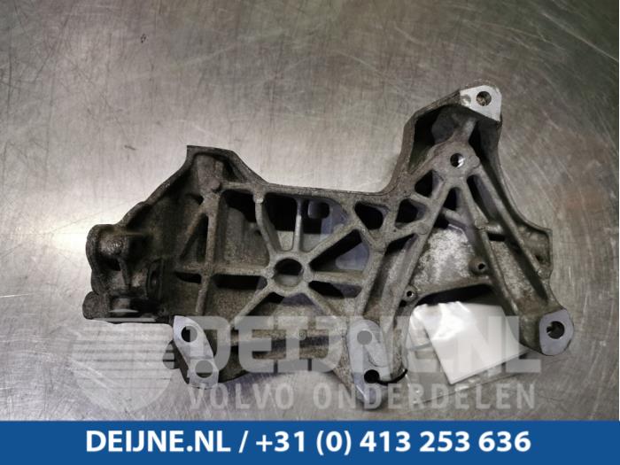 Renault Trafic Motorlager O91573