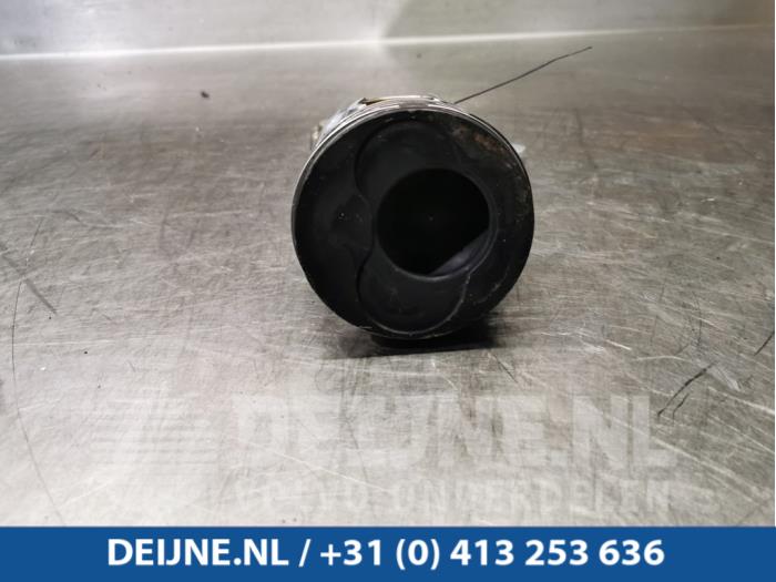 Gebruikte Zuiger Volkswagen Transporter T5 2.5 TDi PF Prijs € 96,80 Inclusief btw aangeboden door van Deijne Onderdelen Uden B.V.