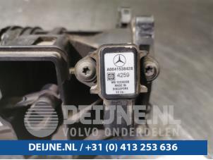 Mercedes A-Klasse Gasklephuis O91602 foto 4
