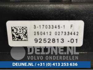BMW 5-Serie Zekeringkast O91919 foto 2