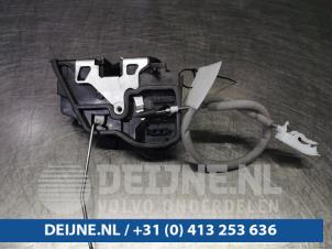 BMW 1-Serie Türschlossmechanik 4-türig rechts hinten O92105 foto 2