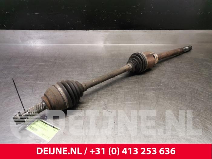 Renault Trafic Aandrijfas rechts-voor O92145