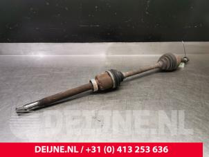 Renault Trafic Front drive shaft, right O92145 photo 2