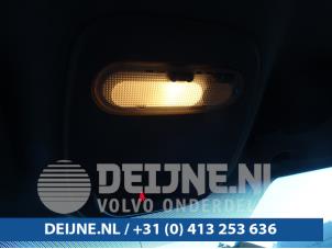 Gebruikte Binnenverlichting voor Renault Trafic (1FL/2FL/3FL/4FL) 1.6 dCi 120 Twin Turbo Prijs € 35,09 Inclusief btw aangeboden door van Deijne Onderdelen Uden B.V.