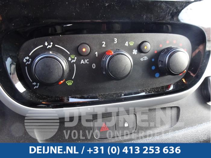 Renault Trafic Kachel Bedieningspaneel O92177