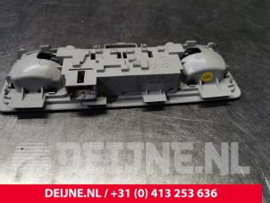 Volkswagen T-Cross Binnenverlichting achter O92327 foto 3