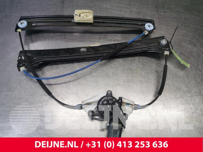 Volkswagen Touran Fenstermechanik 4-türig links vorne O92418