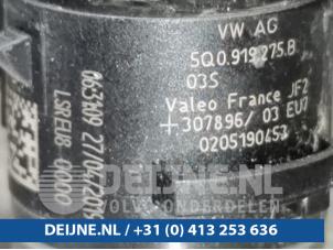 Volkswagen Touran PDC Sensor O92431 foto 2