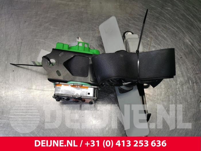 Opel Agila Front seatbelt, right O92709