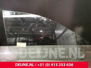 Gebruikte Deurruit 4Deurs rechts-voor Volvo V70 (BW) 1.6 T4 16V Prijs € 75,00 Margeregeling aangeboden door van Deijne Onderdelen Uden B.V.
