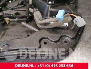 Volvo V70 Fenstermechanik 4-türig rechts hinten O92802 foto 3