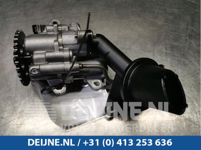 Gebruikte Oliepomp Ford Transit Custom Prijs € 84,70 Inclusief btw aangeboden door van Deijne Onderdelen Uden B.V.