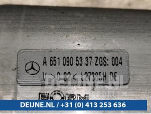 Mercedes C-Klasse Intercooler Rohr O93061 foto 3