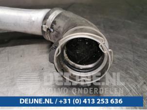 Mercedes C-Klasse Intercooler Rohr O93061 foto 2
