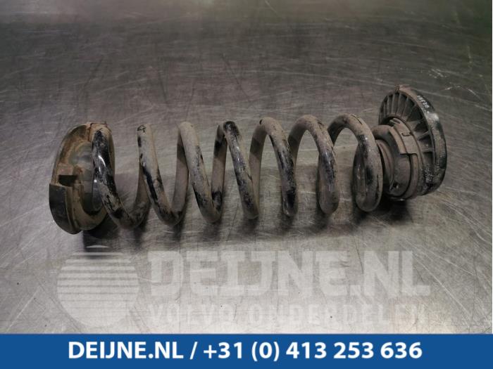 Mercedes C-Klasse Rear coil spring O93295