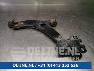 Ford Focus Front lower wishbone, left O93331 photo 3