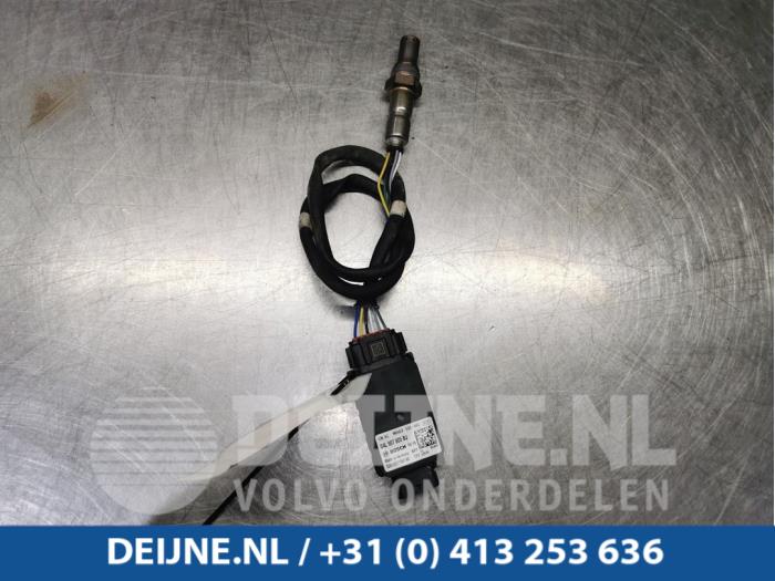 Gebruikte Nox sensor Volkswagen Touran (5T1) 2.0 TDI 150 Prijs € 70,00 Margeregeling aangeboden door van Deijne Onderdelen Uden B.V.