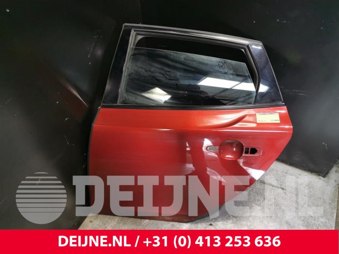 Volvo V40 Portier 4Deurs links-achter O93465