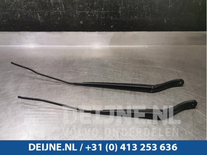 Peugeot Expert Scheibenwischerarm vorne O93896