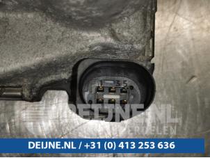 Opel Vivaro Drosselklappengehäuse O93919 foto 3