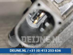 Volkswagen Crafter Zusätzliche Wasserpumpe O94244 foto 3