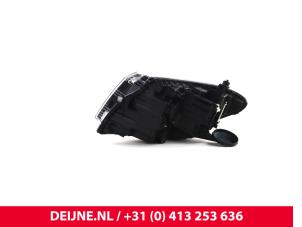 Volkswagen Crafter Headlight, right O9990001264 photo 4