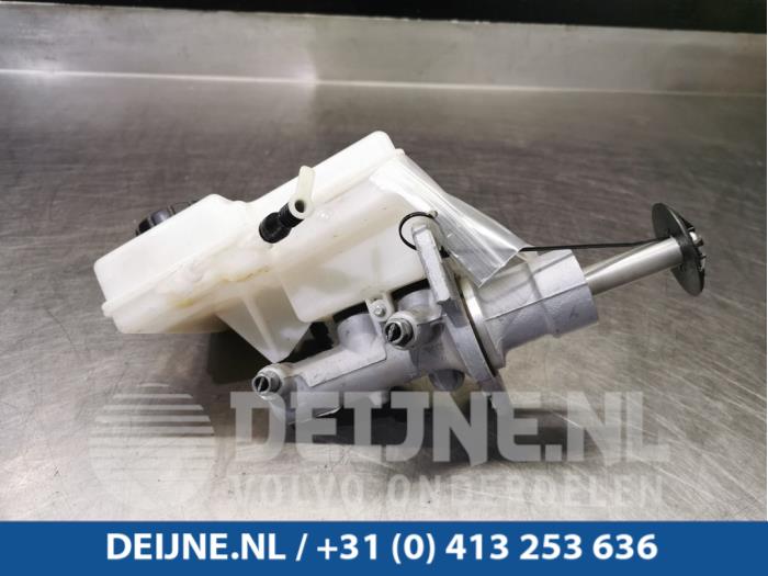 Volkswagen Crafter Master cylinder O94403