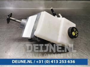 Volkswagen Crafter Master cylinder O94403 photo 2