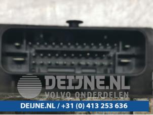 Mercedes Vito ABS Pumpe O94469 foto 2