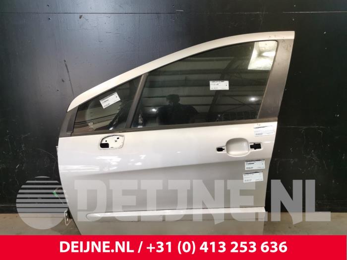 Peugeot 308 Tür 4-türig links vorne O94665