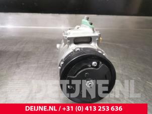 Volkswagen Caddy Air conditioning pump O94669 photo 2