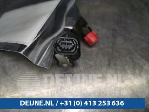 Opel Vivaro Einspritzdüse (Diesel) O94890 foto 3