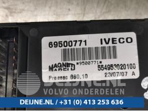 Iveco Daily Zekeringkast O94970 foto 3