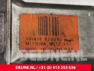 Volvo S40 Door window motor O95007 photo 3