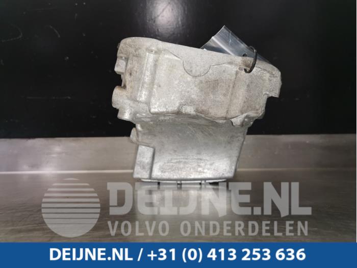 Carterpan van een Opel Insignia 2.0 CDTI 16V 160 Ecotec 2011